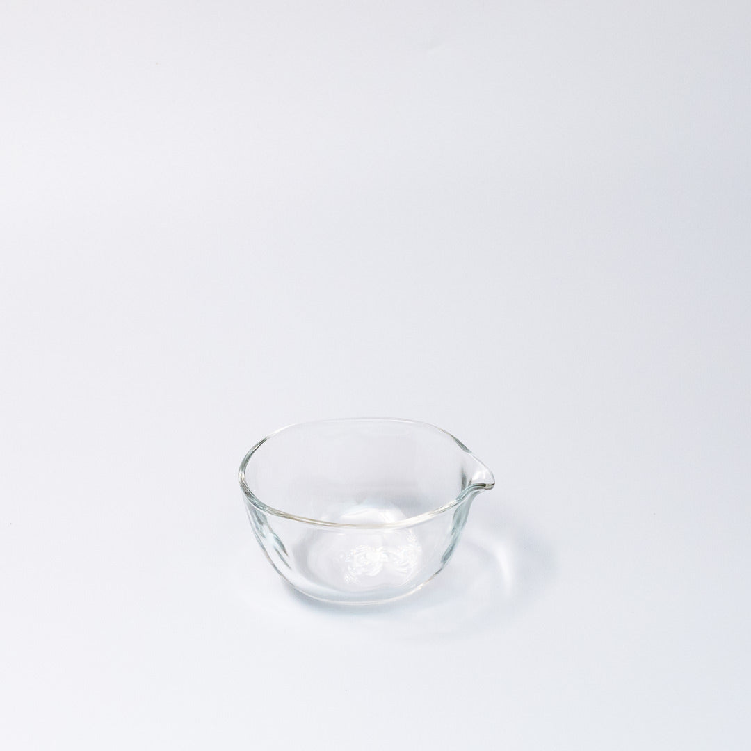 Disposable Cups: Glass Pourer Fluid 100ml