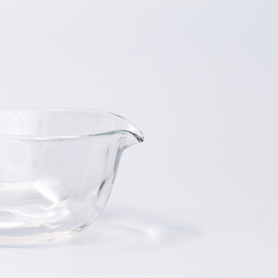 Disposable Cups: Glass Pourer Fluid 100ml
