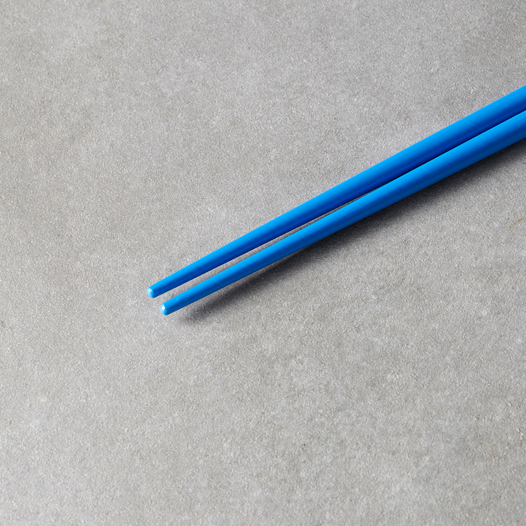 Chopsticks Lacquered Royal & White