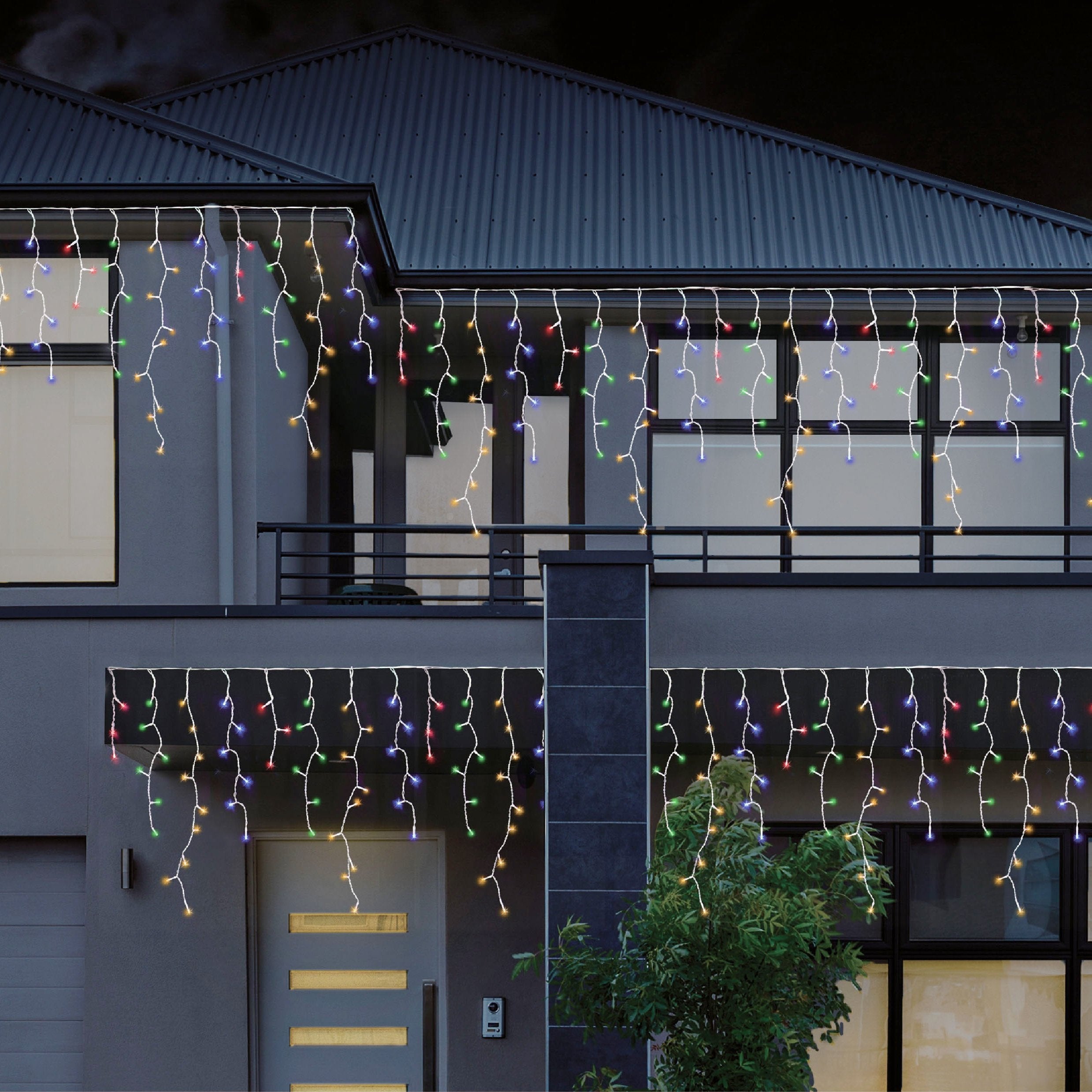 960 LEDs Snowing Icicle Lights â€“ available in 4 Colors - Warm White