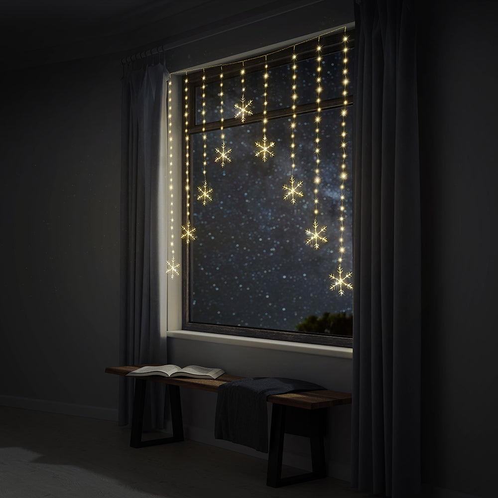 Outdoor Decorations & Lights: LED Snowflakes Curtain Lights avialable in 2 Colors - Cool White