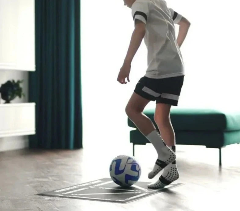 Soccer & Soccer Accessories: NNEOBA Durable Non-Slip Football Training Mat