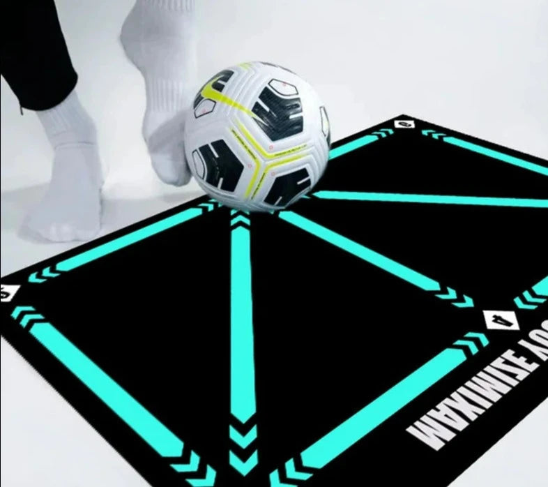 Soccer & Soccer Accessories: NNEOBA Durable Non-Slip Football Training Mat