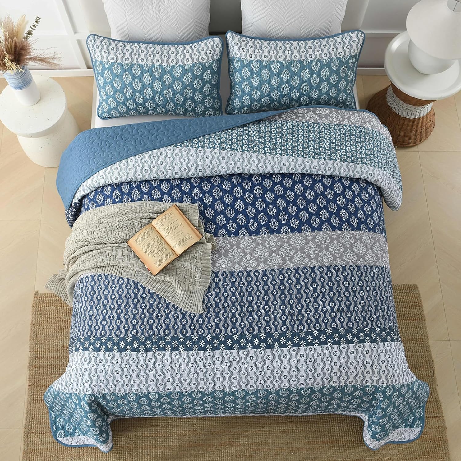 Quilts & Duvets: Classic Hydrangea Soft Quilted 3 Pc Bedspread & Pillow Cover Set