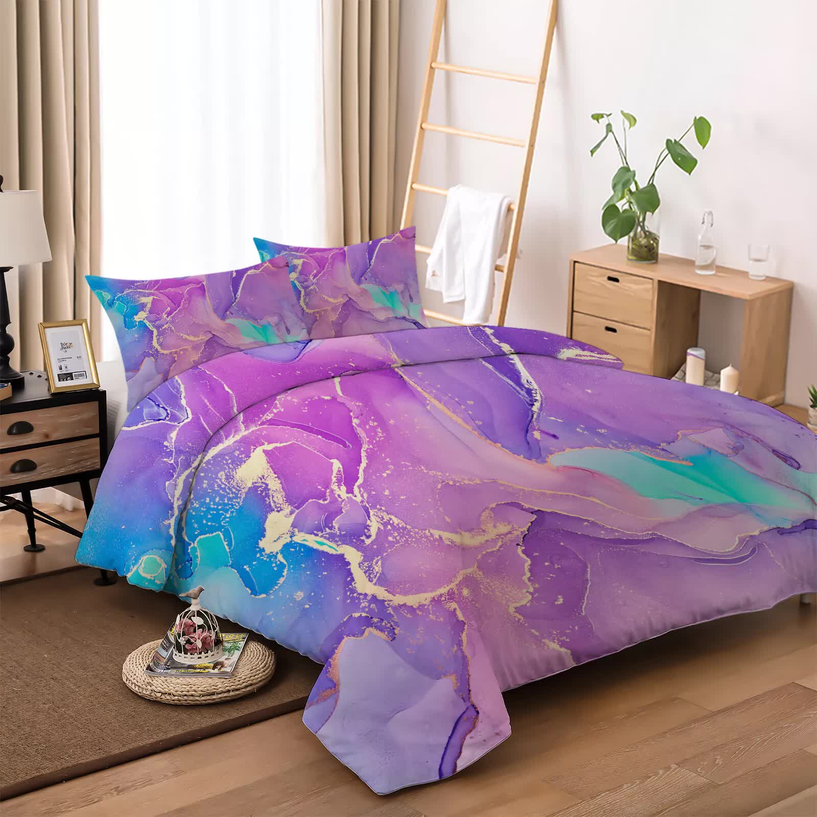 Duvet Covers: Modern Stripes Duvet Cover Set - Wrinkle-Resistant Material-King