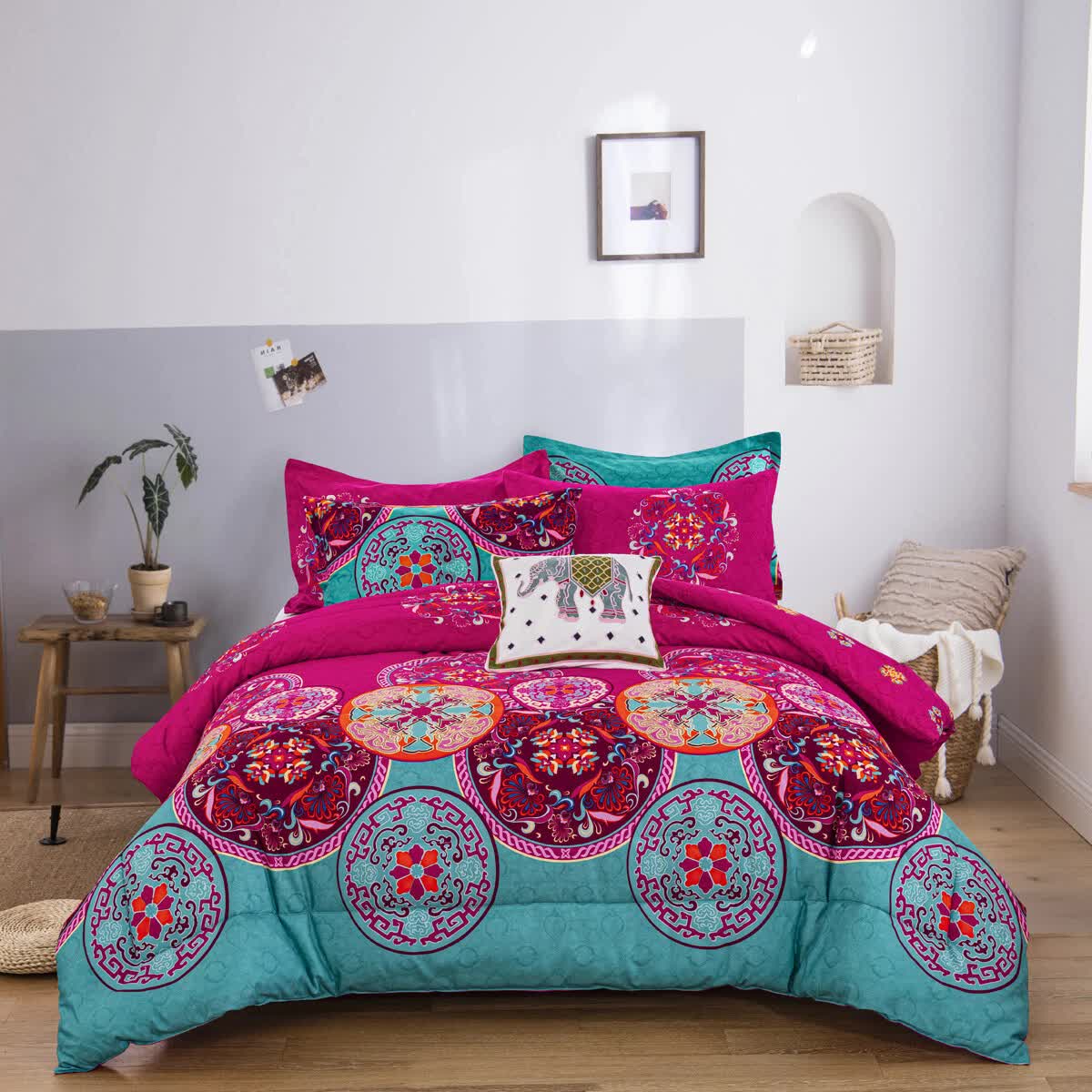 Quilts & Duvets: Aesthetic Glow Floral 3‑Piece Comforter Set with Matching Shams