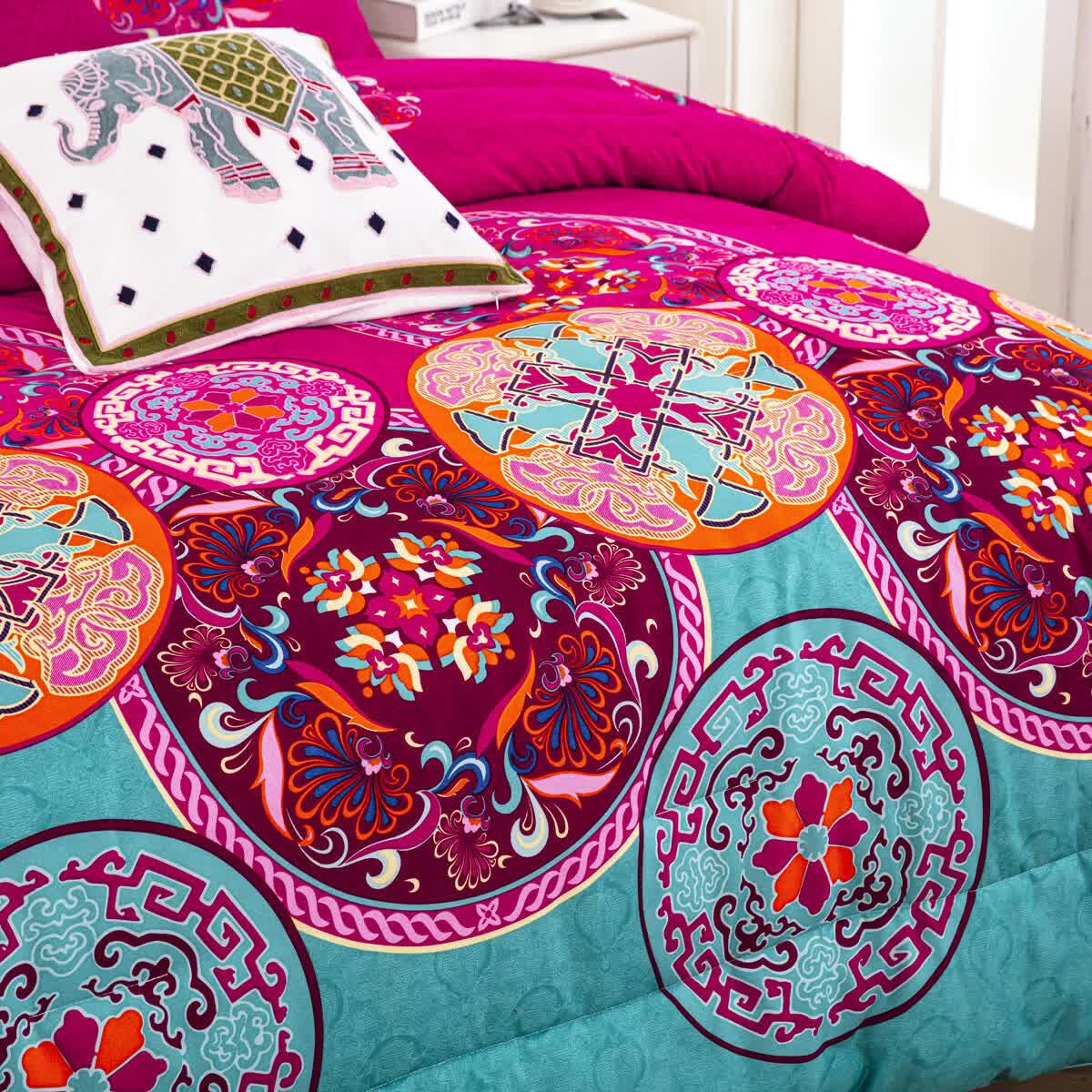 Quilts & Duvets: Aesthetic Glow Floral 3‑Piece Comforter Set with Matching Shams