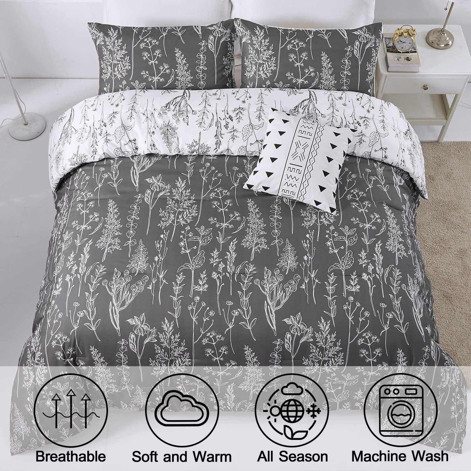 Quilts & Duvets: Floral Comforter Set, King Size, Black White Floral Pattern Reversible Bedding