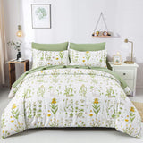 Quilts & Duvets: Vintage Delicate green bloom 3 Pc Comforter & Pillow Cover Set