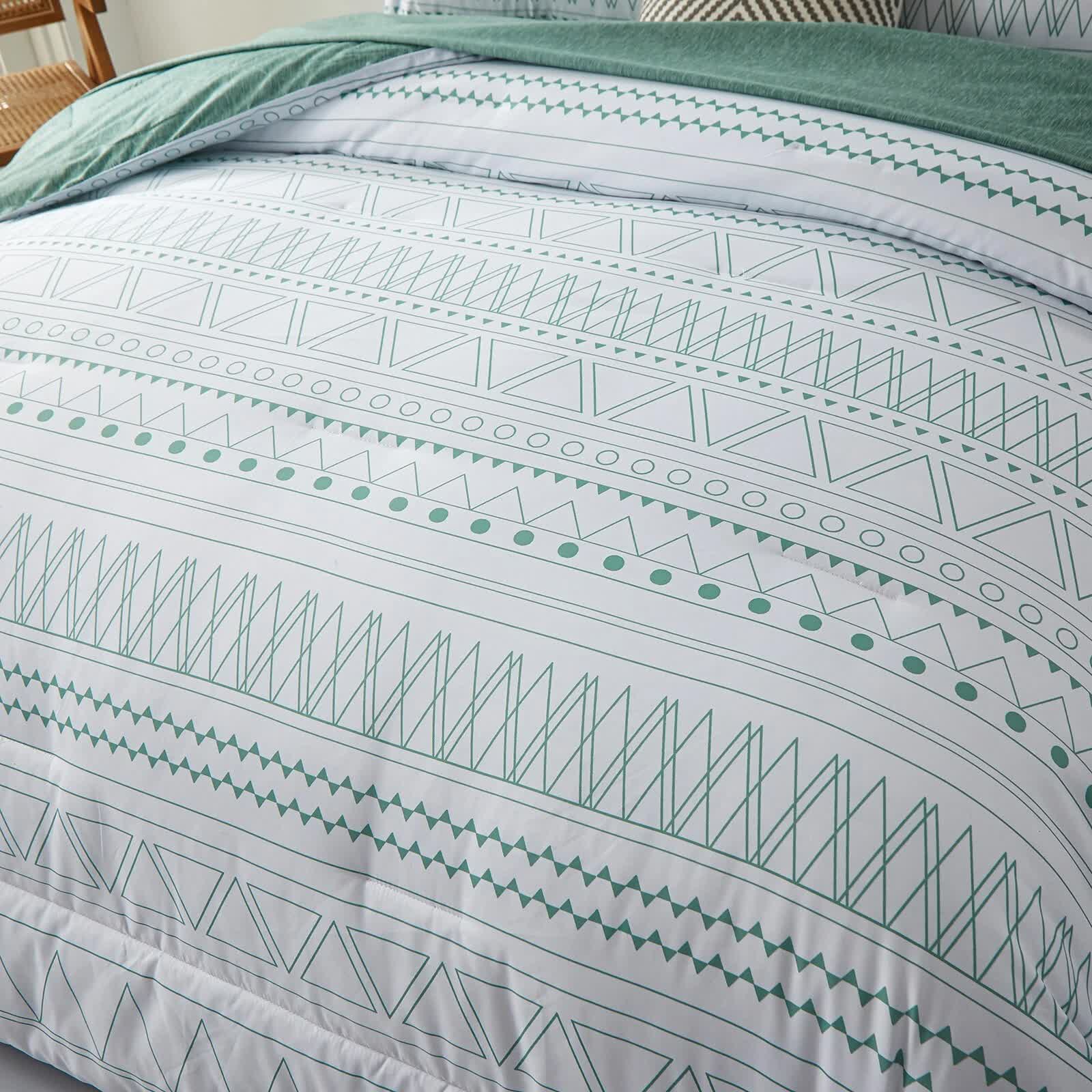 Quilts & Duvets: Boho Vibes Bedding Set  3‑Piece Comforter & Pillow Covers