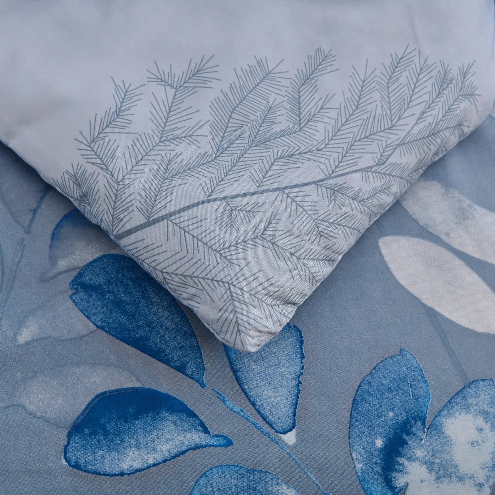Quilts & Duvets: GlowUp Bedroom Comforter  3‑Piece Insta‑Aesthetic Set