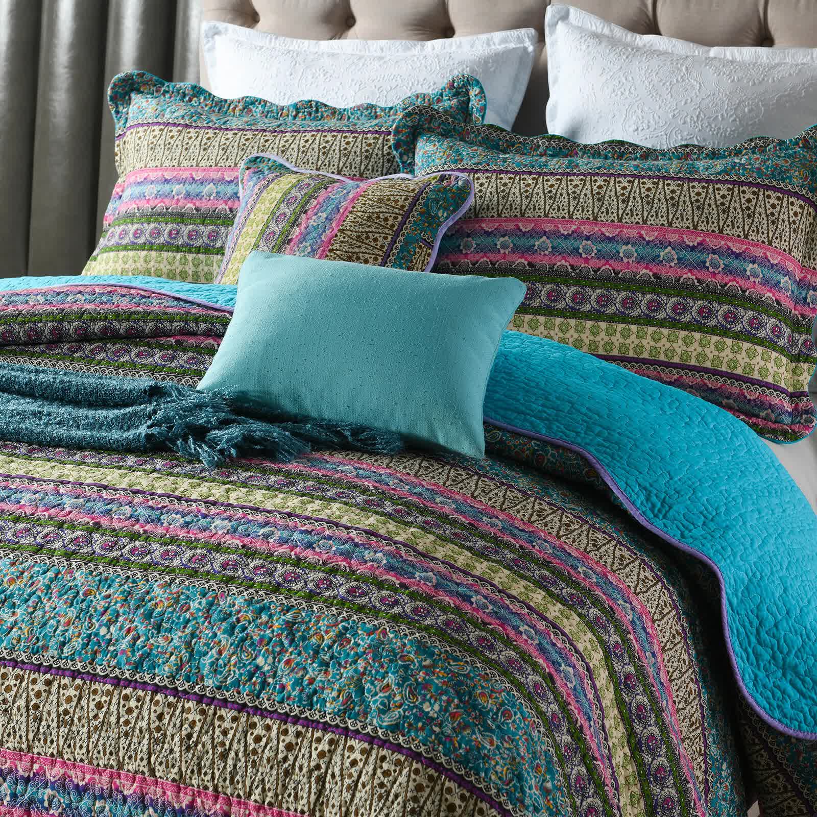 Quilts & Duvets: Grenn Teal Boho style Printed Bedspread Quilt Set + Pillowcases