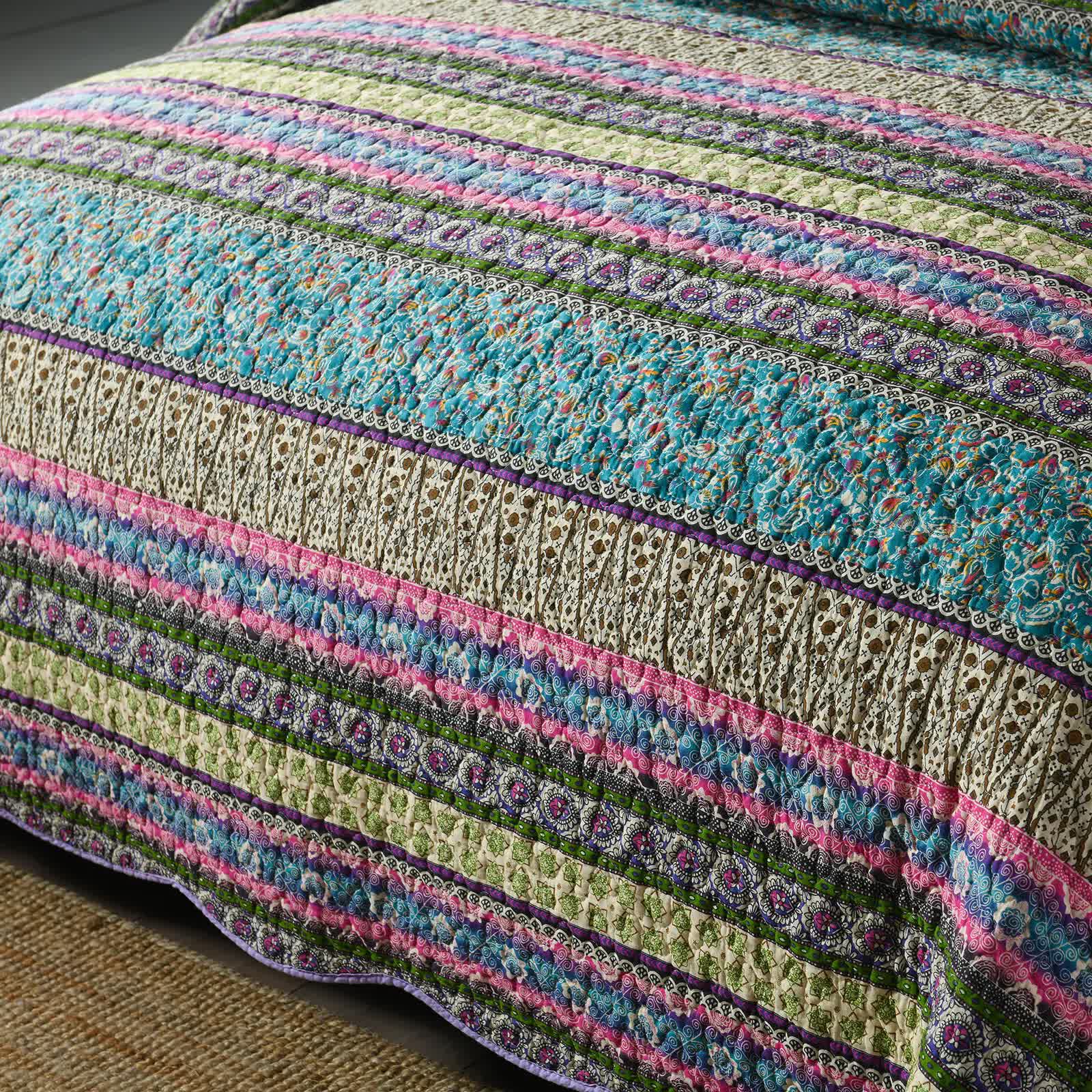 Quilts & Duvets: Grenn Teal Boho style Printed Bedspread Quilt Set + Pillowcases