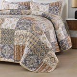 Quietude Quilted coverlet and pillowcovers set: Perfect for Relaxation - Queen size