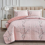 Blankets & Throws: Versatile Quilted Coverlet and Pillowcases Set: Adapts to Every Season - Queen size