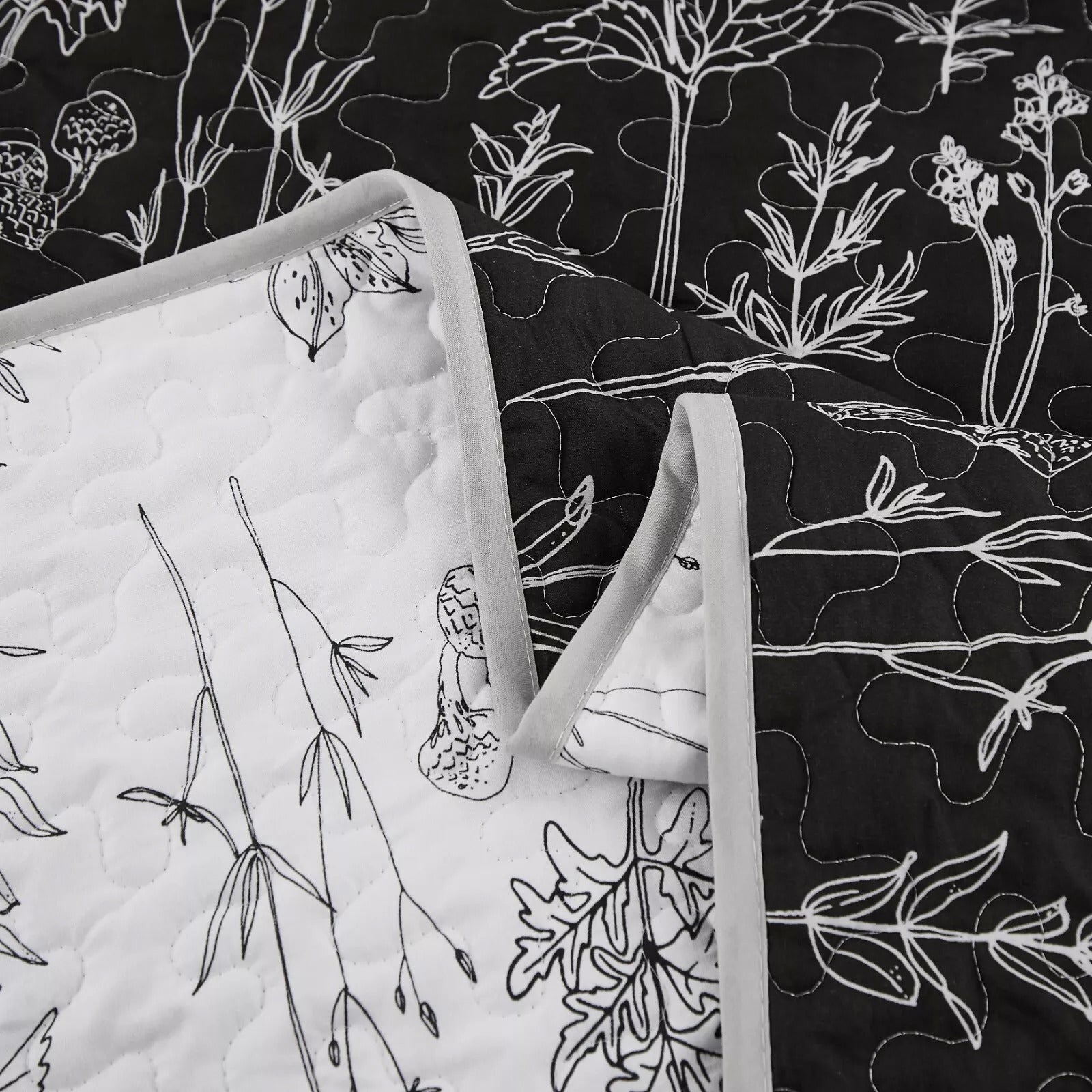 Blankets & Throws: Cultured Quilted Coverlet and Pillowcases Set: Style Meets Functionality - Queen size