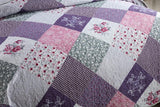 Quaint Quilted bedspread and pillowcovers set: Perfect for a Cozy Retreat - Queen size