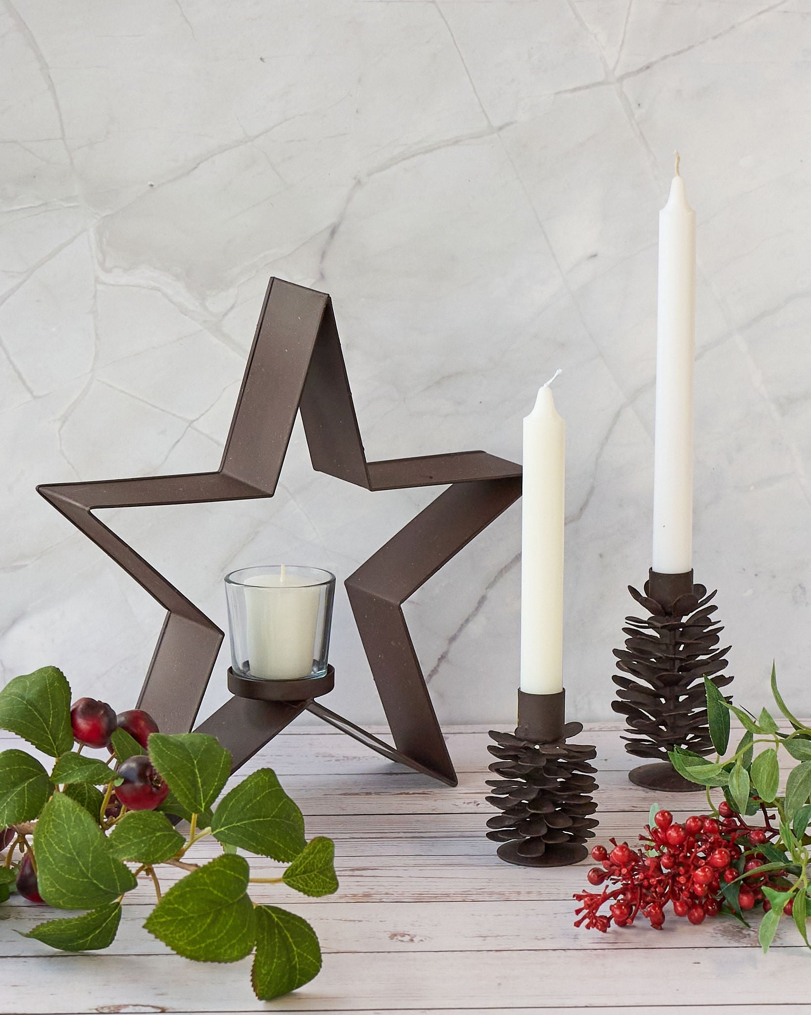 Candle Accessories: casa-verde-shaker-star-with-votive-rust-29-x-5-x-27cm