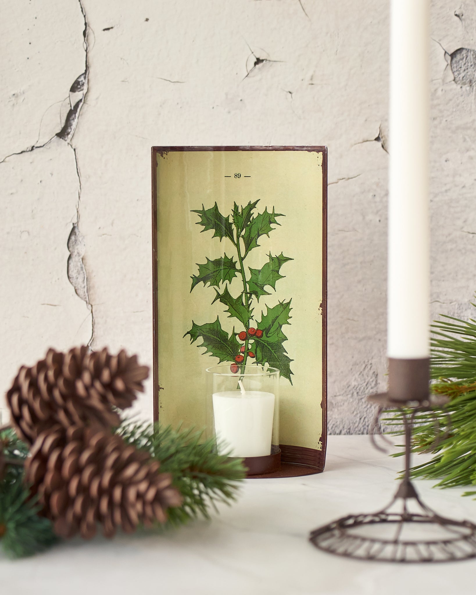 Candle Accessories: casa-verde-vintage-tin-oval-sconce-holly-21cm
