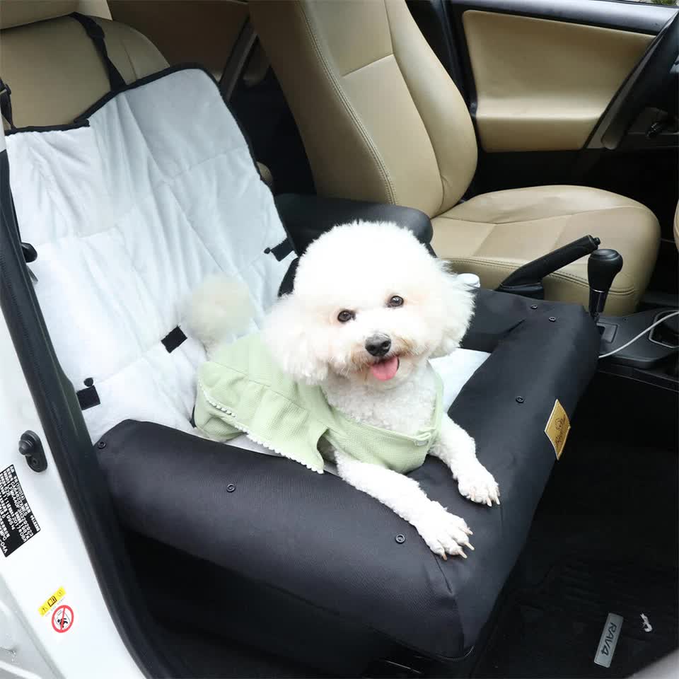 Medium Sized Waterproof Dog Car Seat Bed with Safety Belt