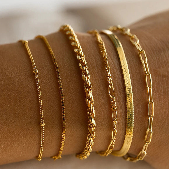 A golden six-piece set Chic Multi-Layered Alloy Bracelet Set - Fashionable Stackable Jewelry