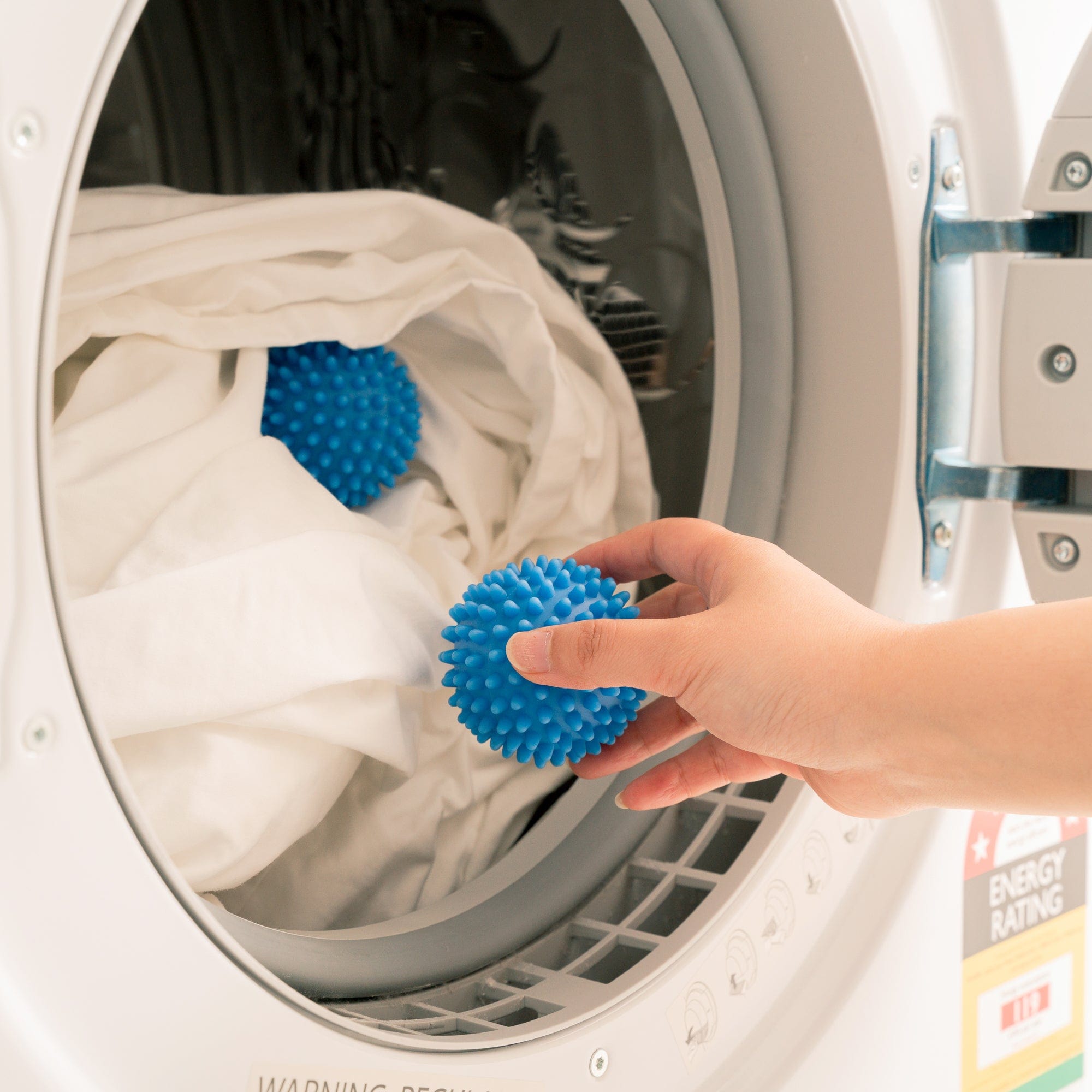 Laundry Cleaning Supplies: 2Pcs Dryer Balls
