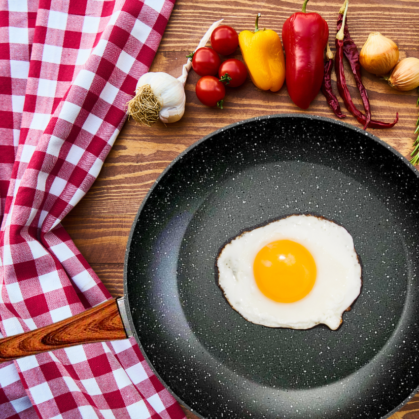 Skillets & Frying Pans: 28cm PFOA Free Non-Stick Frypan with Wooden Look Handle