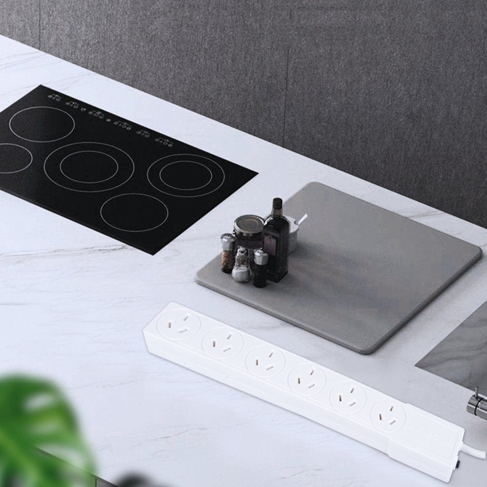 Computer Cables & Adapters: 6 Outlet Power Board With Overload Protection 1M Lead Cable