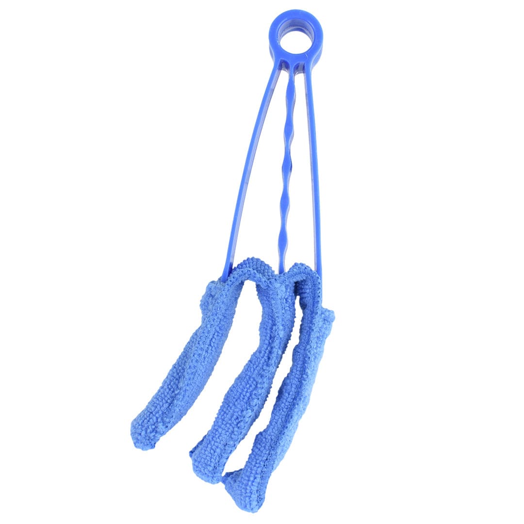 Automotive Cleaning: Microfiber Window Blind Cleaning Brush