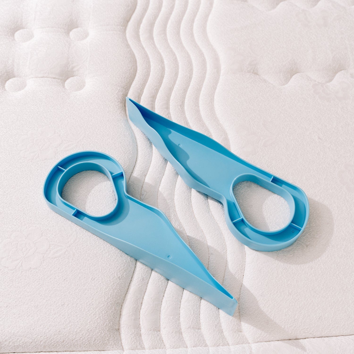 Party Supplies: LIVING TODAY 2pc Extra Large Mattress Lifter