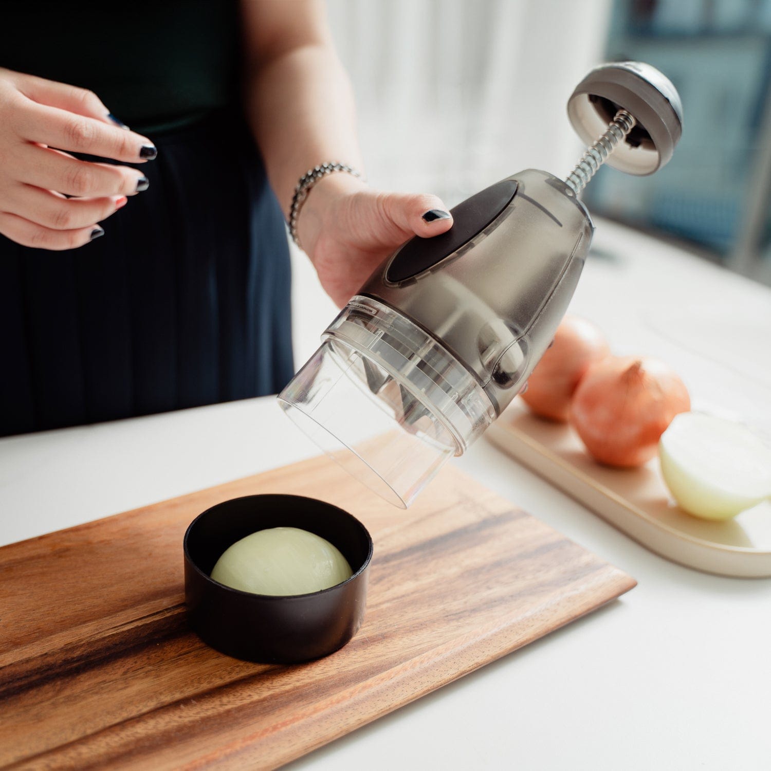 Seasonings & Spices: Onion Chopper
