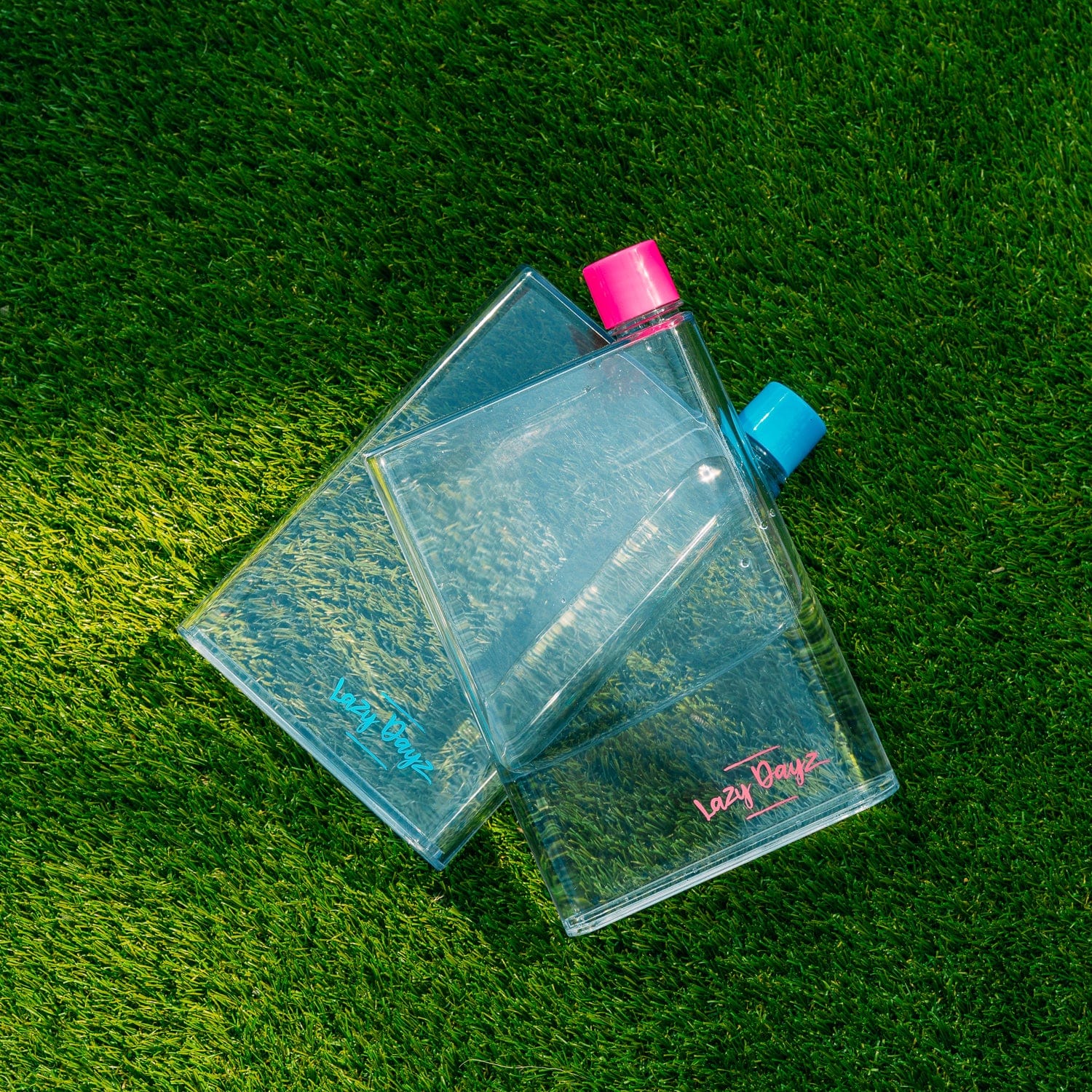 Drinkware: Lazy Dayz Flat Bottle 380ml - Blue