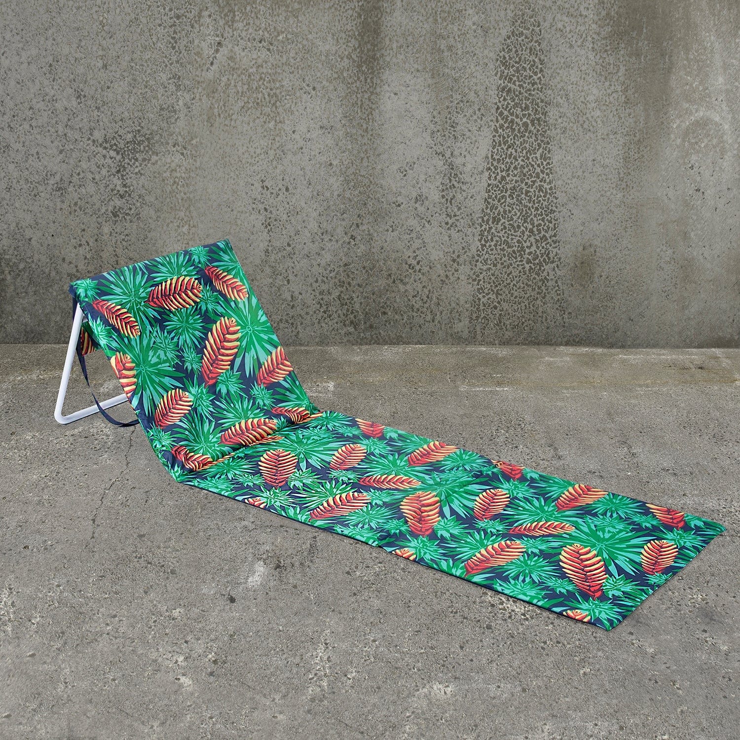Arm Chairs & Recliners: Lazy Dayz Fold Up Beach Lounger - Mossman