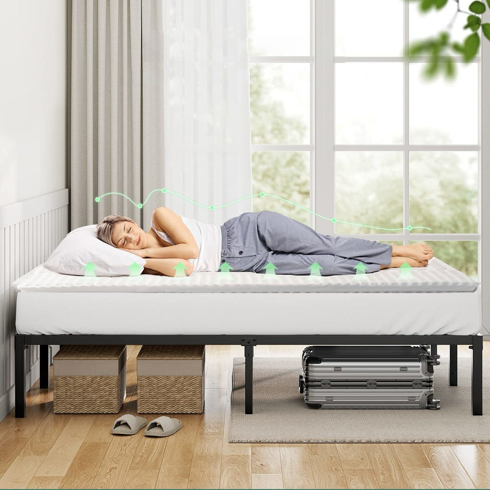 Mattress Toppers: 8cm Memory Foam Topper with Bamboo Mattress Cover - Queen