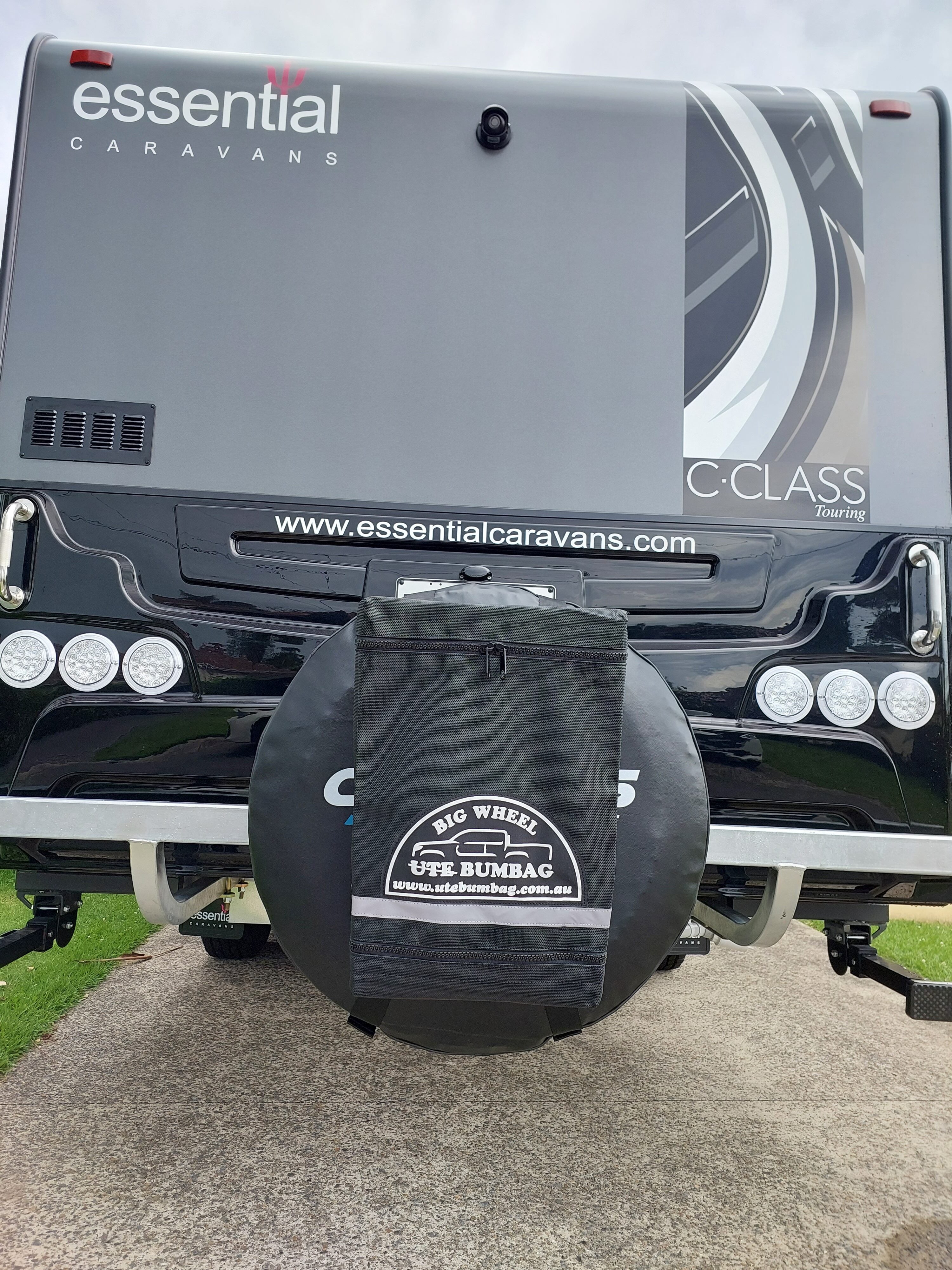 Automotive Parts: Big Wheel Bumbag