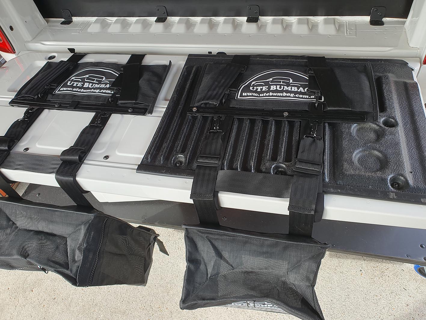 Automotive Parts: Ute Bumbag Kit