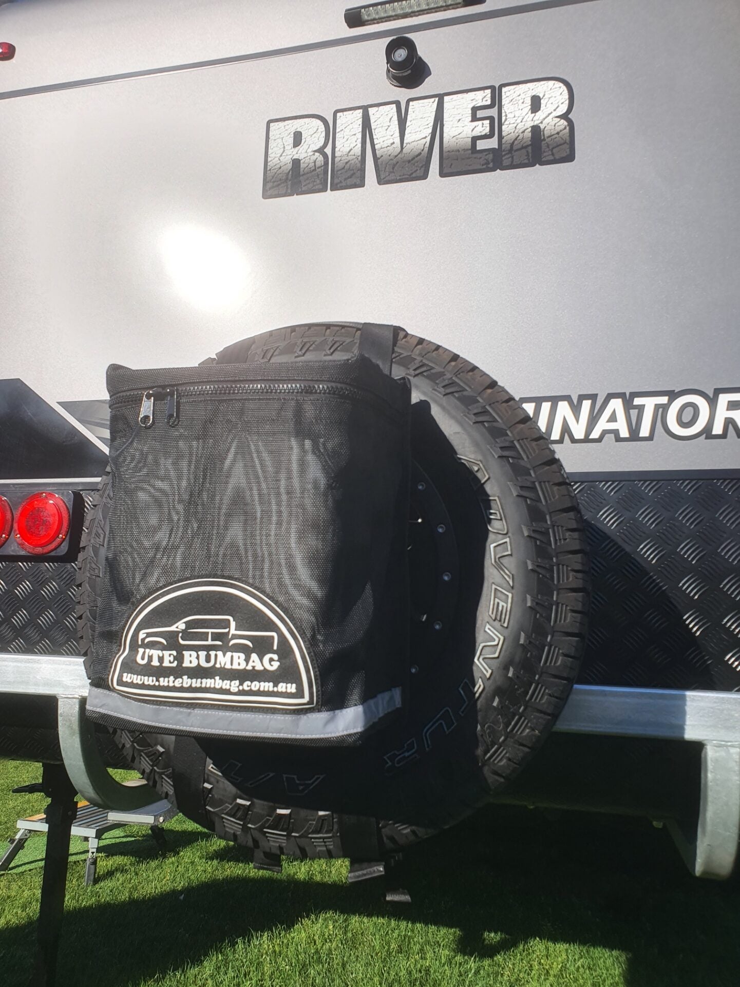 Automotive Parts: Wheel Bumbag