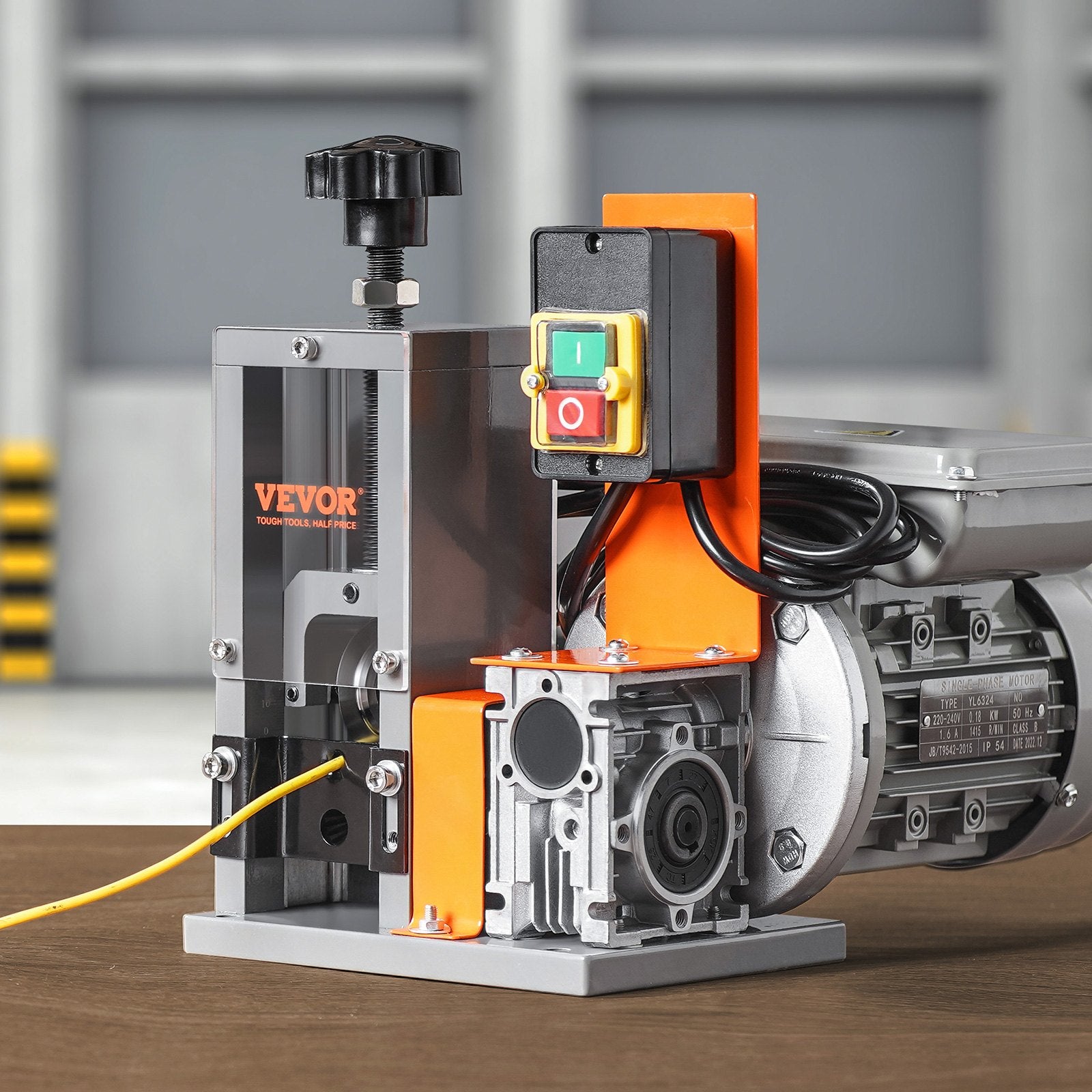 Automatic Wire Stripping Machine, 0.06''-1.18'' Electric Motorized Cable Stripper, 180 W, 60 ft/min Wire Peeler with Visible Stripping Depth Reference, for Scrap Copper Recycling