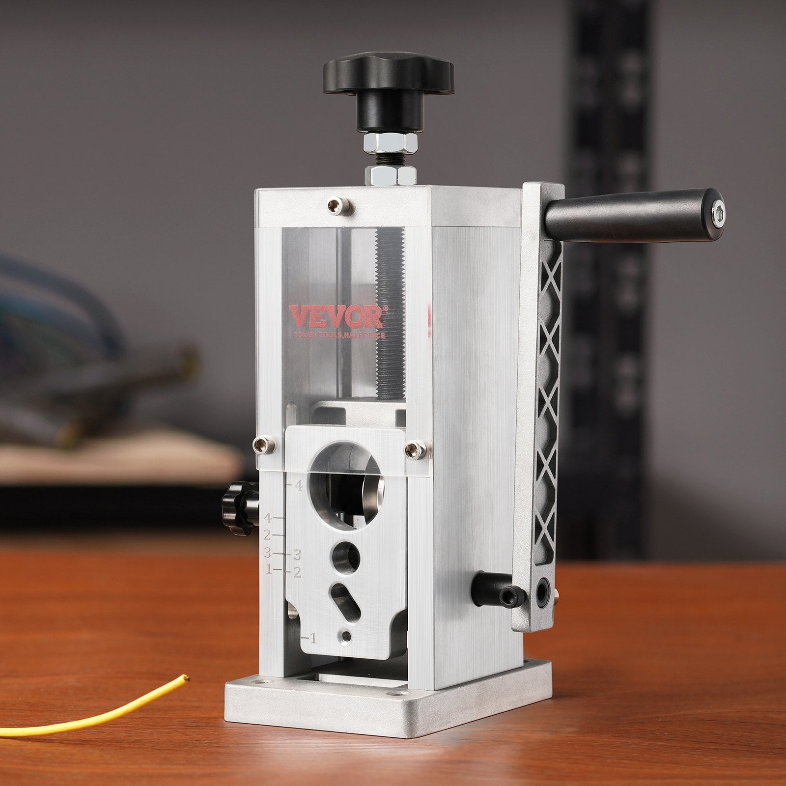 Building Materials: VEVOR Manual Wire Stripping Machine, 0.06''-1.5'' Copper Stripper with Hand Crank or Drill Powered, Visible Stripping Depth Reference, Portable Aluminum Frame Wire Peeler for Scrap Copper Recycling