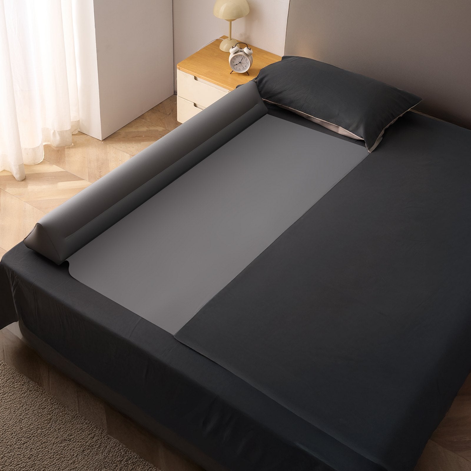 Restraints: VEVOR Bed Bumper for Toddlers, 52-inch Inflatable Bed Guard Rail with Safety Flap, Non-Slip TPU Toddler Bedrail Bumper for Twin, Full, Queen King Beds, Lightweight & Portable for Home Travel (2 Packs)