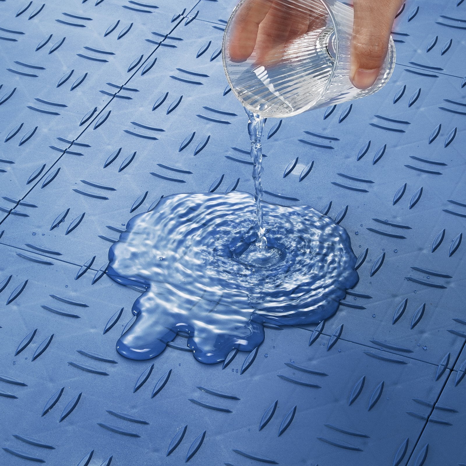 Automotive Repair & Speciality Tools: VEVOR Garage Tiles Interlocking 12x12 in 25 Pack Garage Flooring Tiles Blue