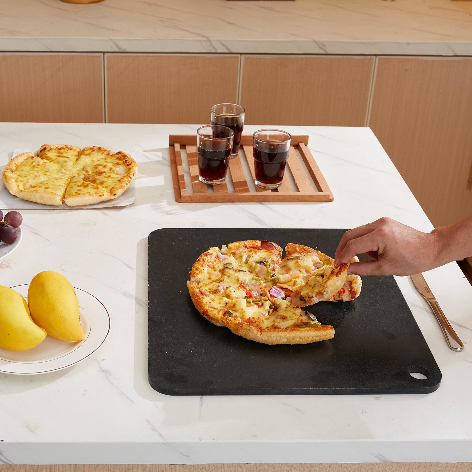 Bakeware & Accessories: VEVOR Pizza Steel, 16" x 14.5" x 3/8" Pizza Steel Plate for Oven, Pre-Seasoned Carbon Steel Pizza Baking Stone with 20X Higher Conductivity, Heavy Duty Pizza Pan for Outdoor Grill, Indoor Oven