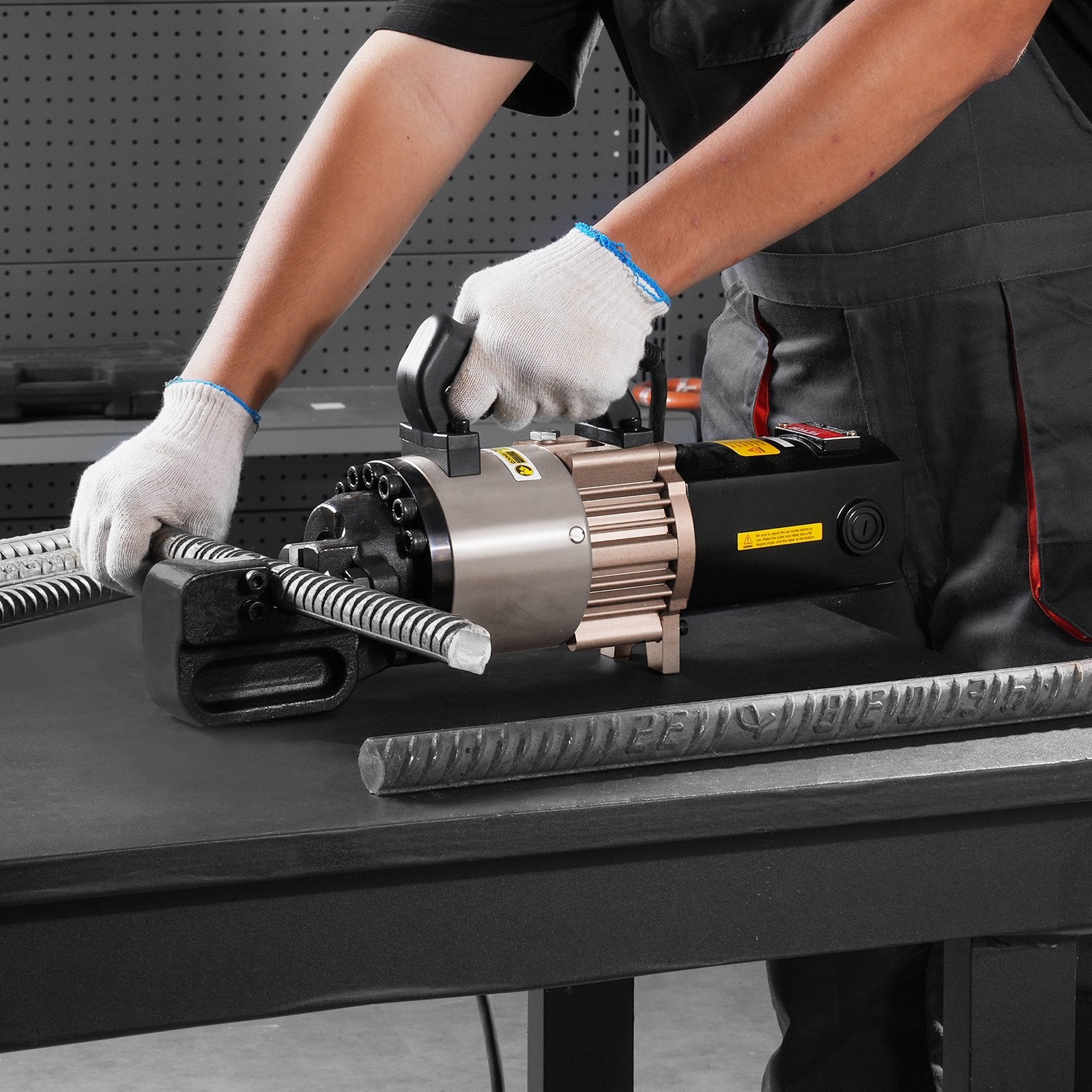 Chainsaws: VEVOR 2000W Electric Hydraulic Rebar Cutter Cutting up to 1.1 Inch 5-28mm