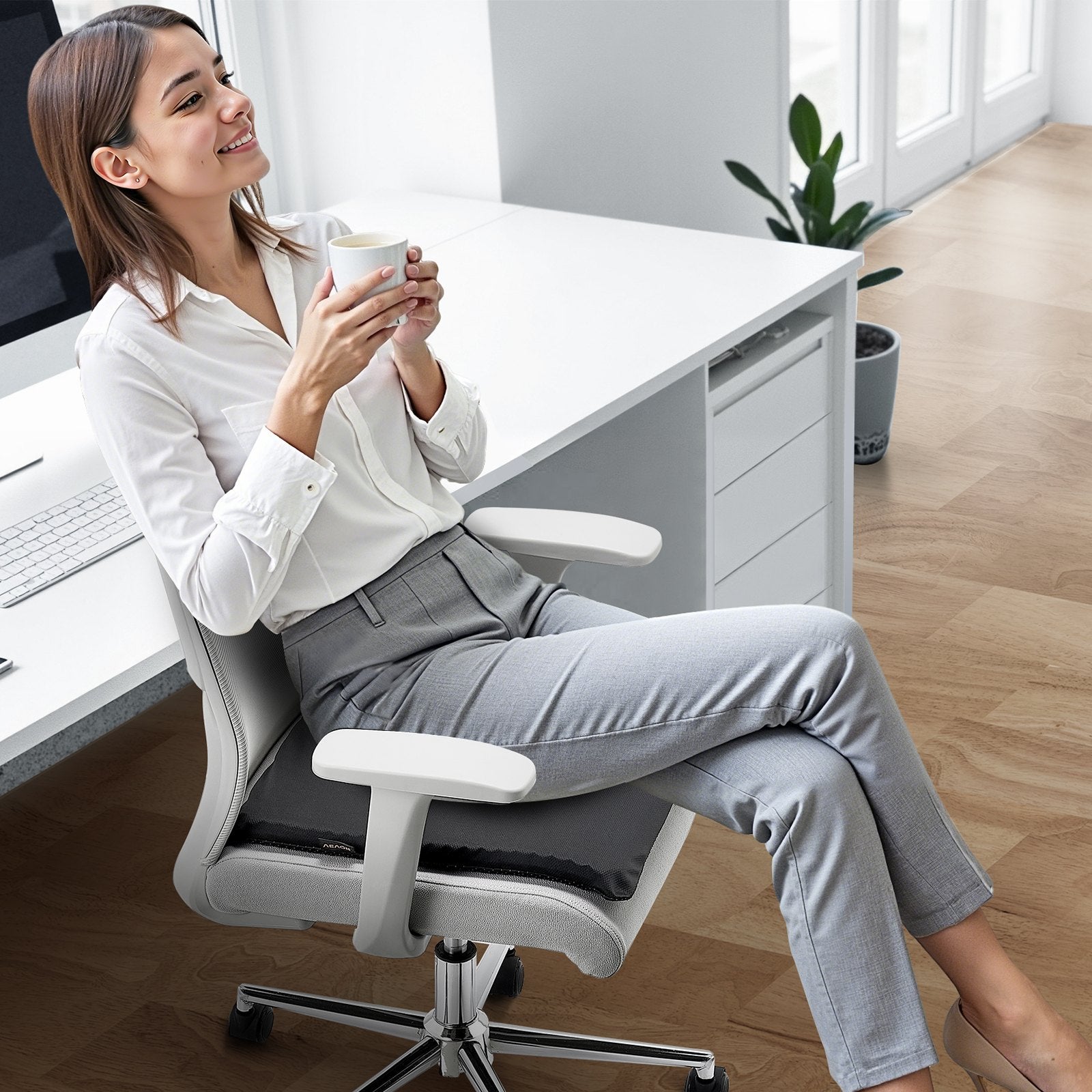 Back Care: VEVOR Seat Cushion Cooling Gel Seat Chair Cushion for Hips Back Pressure Relief