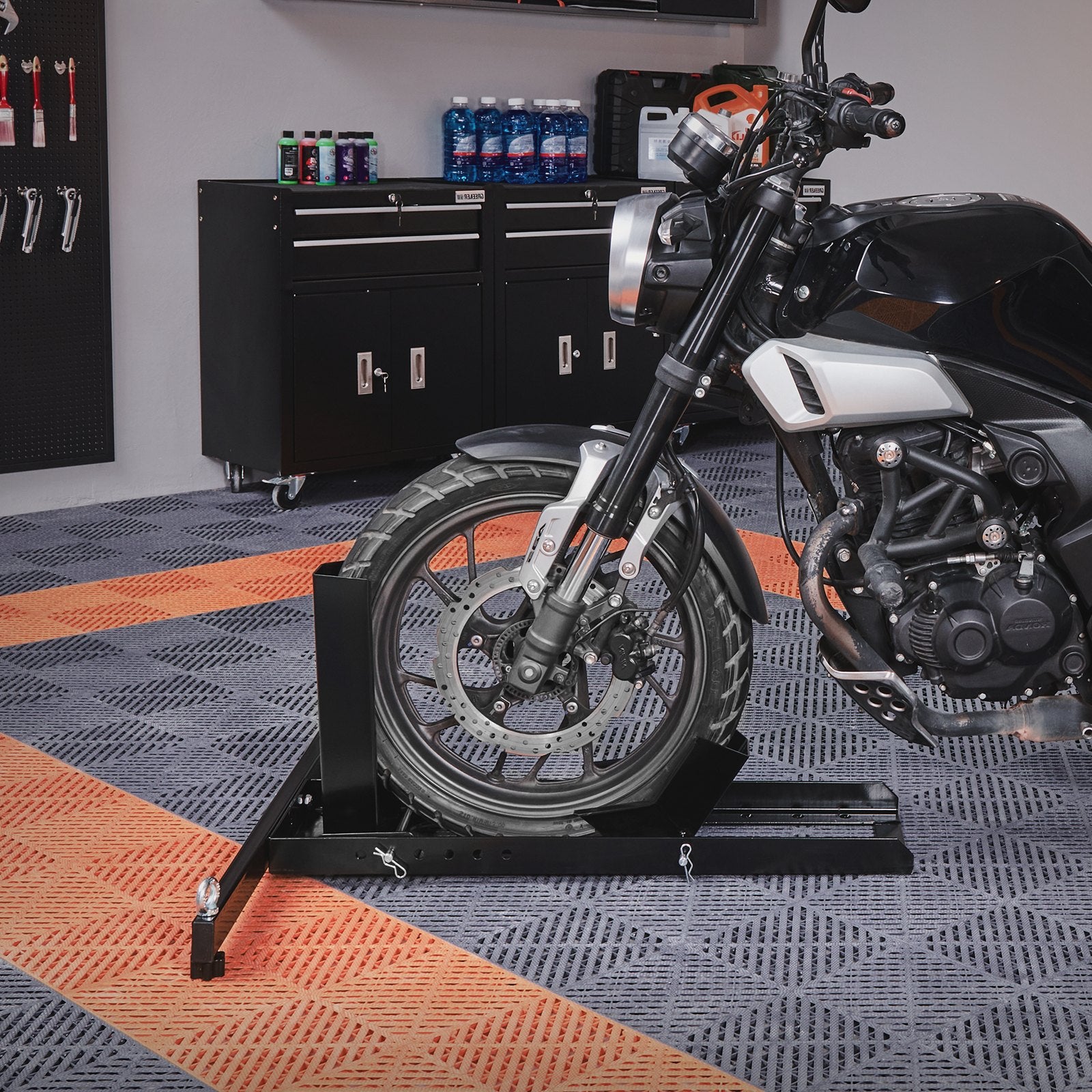 Scooter Accessories: VEVOR Motorcycle Wheel Chock Upright, 816.5 kg Capacity, Heavy-duty Steel Motorcycle Front Wheel Stand with 6 Adjustable Holes, For 381-558.8 mm Off-Road Motorcycles, Standard Motorcycles