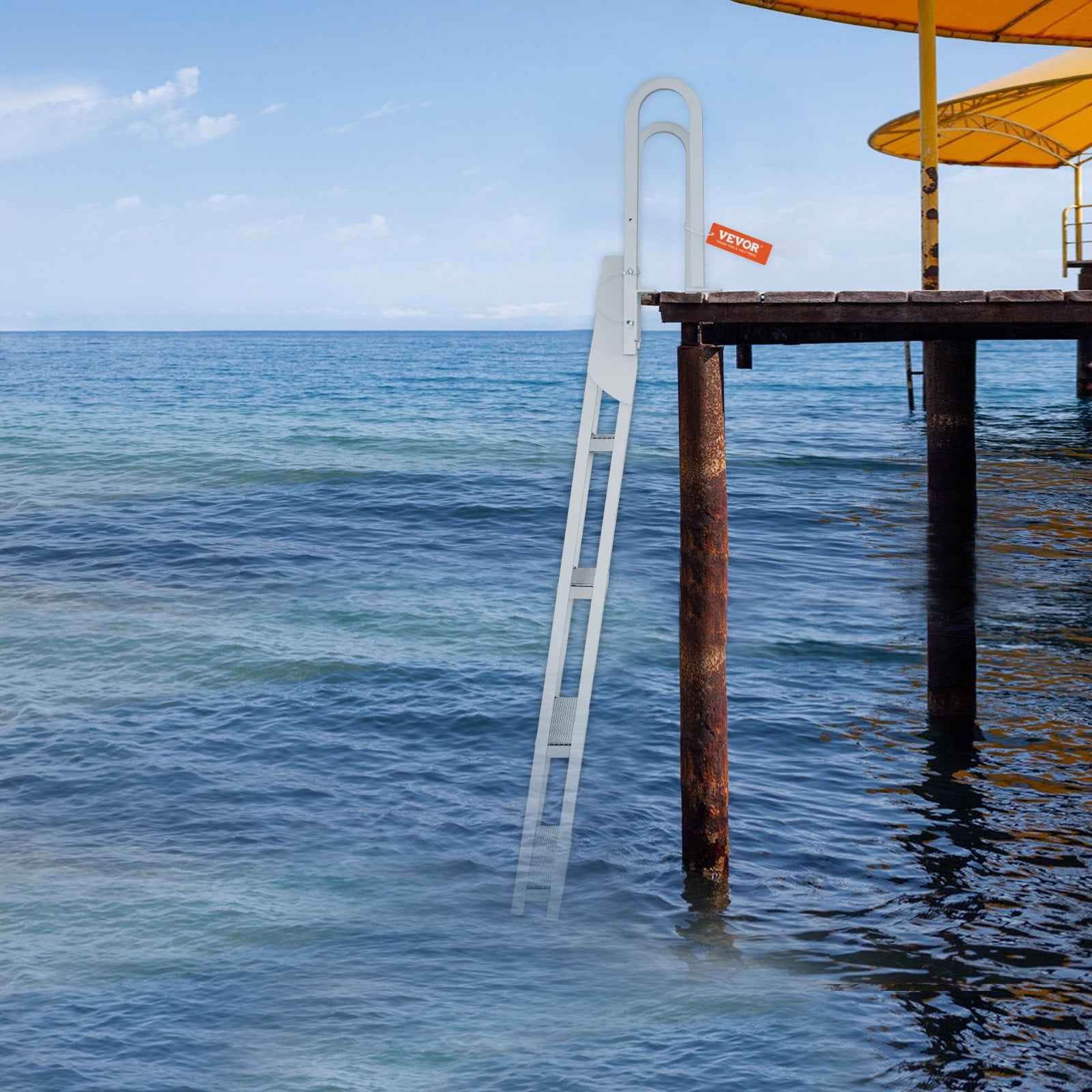 Ladders & Scaffolding: VEVOR Dock Ladder Flip Up 4 Steps, 159 kg Load Capacity, Aluminum Pontoon Boat Ladder with 4" Wide Step & Nonslip Mat,Swimm Step Ladder for Ship/Lake/Pool/Marine Boarding