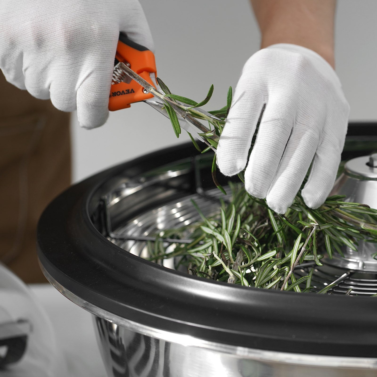 Gardening Tools: VEVOR Leaf Bowl Trimmer 16'' Manual Bud Trimmer with Stainless-Steel Blades