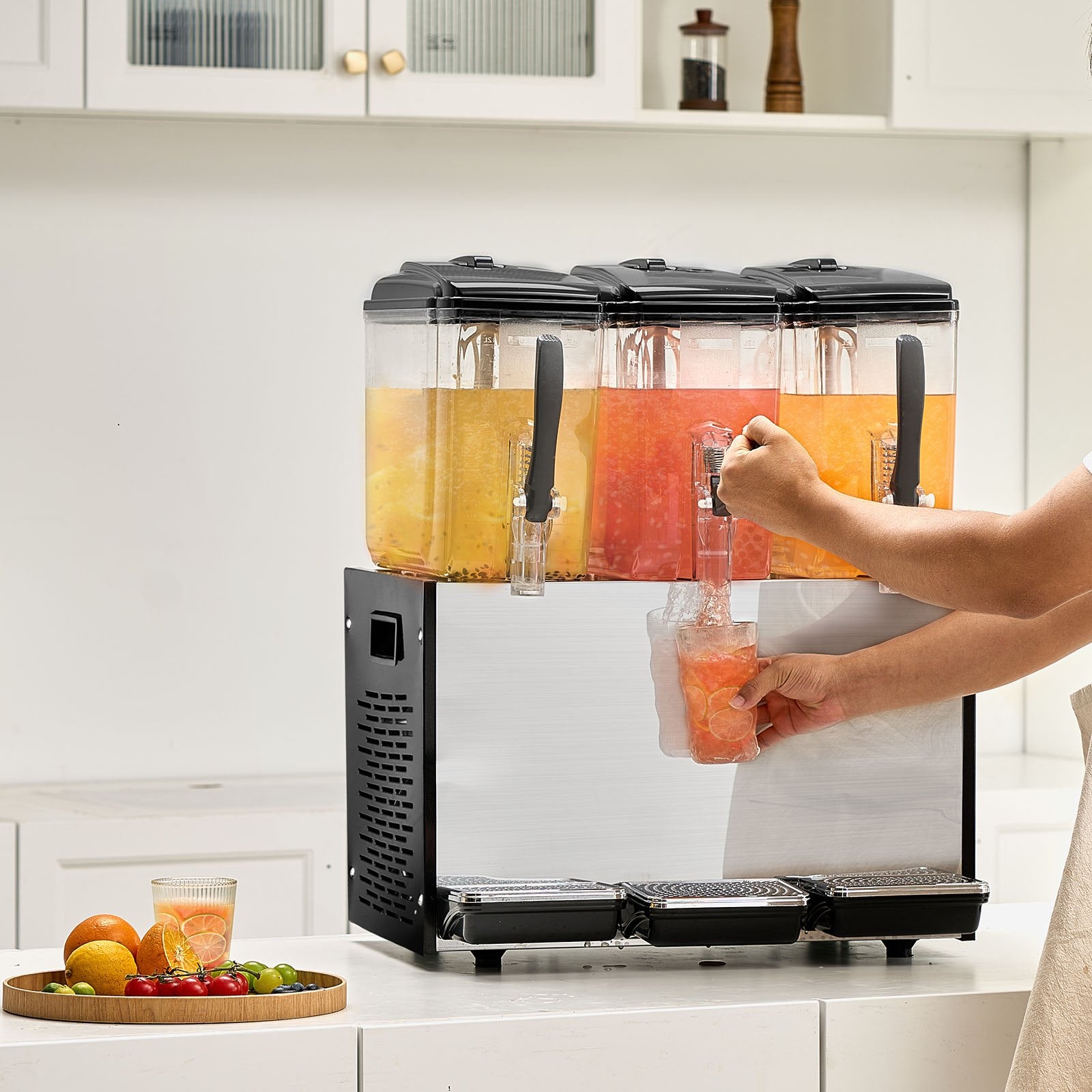 Drinkware: VEVOR Commercial Beverage Dispenser, 3 Tanks 12 L Per Tank Juice Dispenser, 370W Stainless Steel Ice Tea Drink Machine with 7℃-12℃ Cooling Temperature, for Cold Drink Restaurant Bar Party