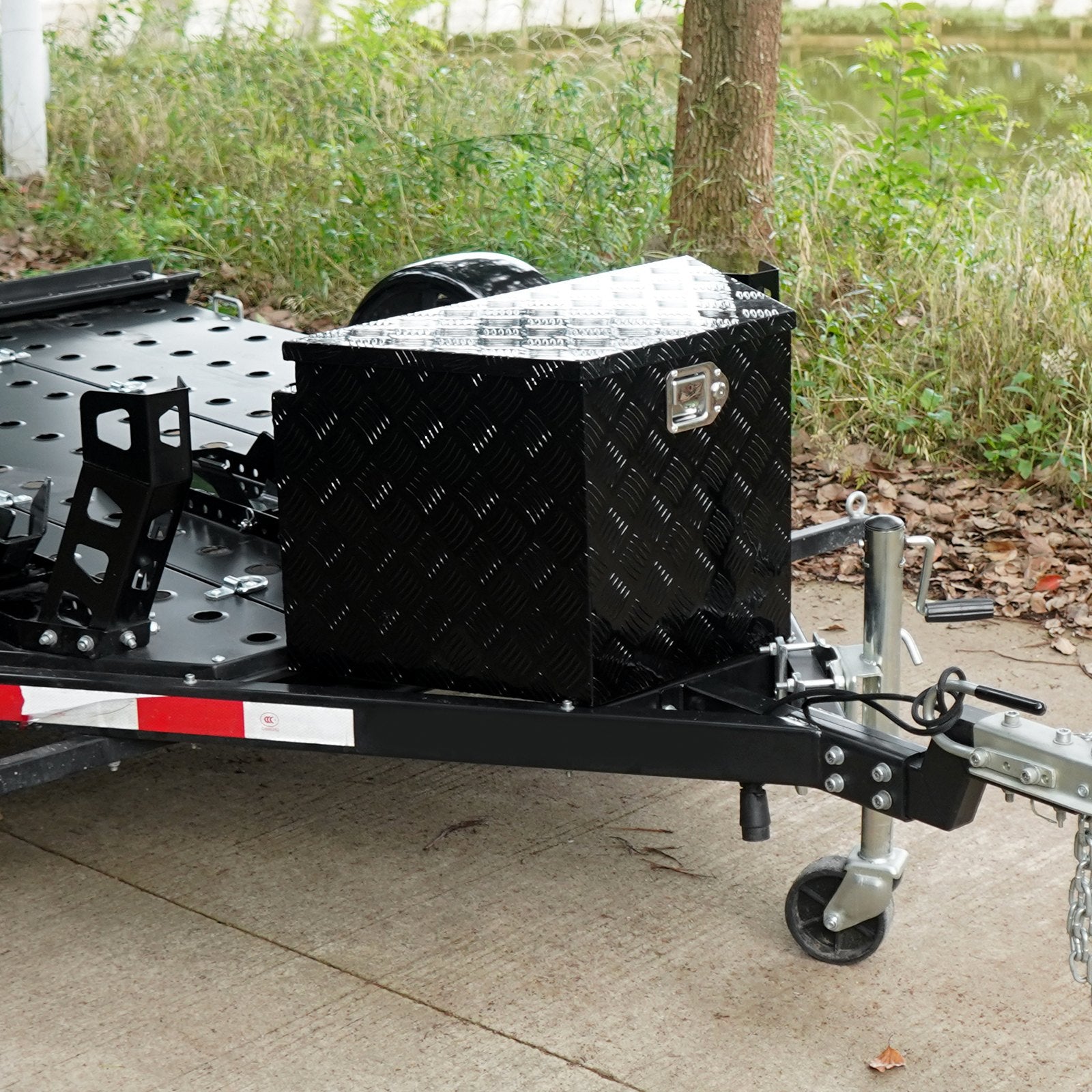 Bicycle Stands & Storage: VEVOR Trailer Tongue Box, Aluminum Alloy Diamond Plate Tongue Box Tool Chest, Heavy Duty Trailer Box Storage with Lock and Keys, for Pickup Truck, RV, Trailer, 737 x 410 x 460 mm/29x16.5x18inch