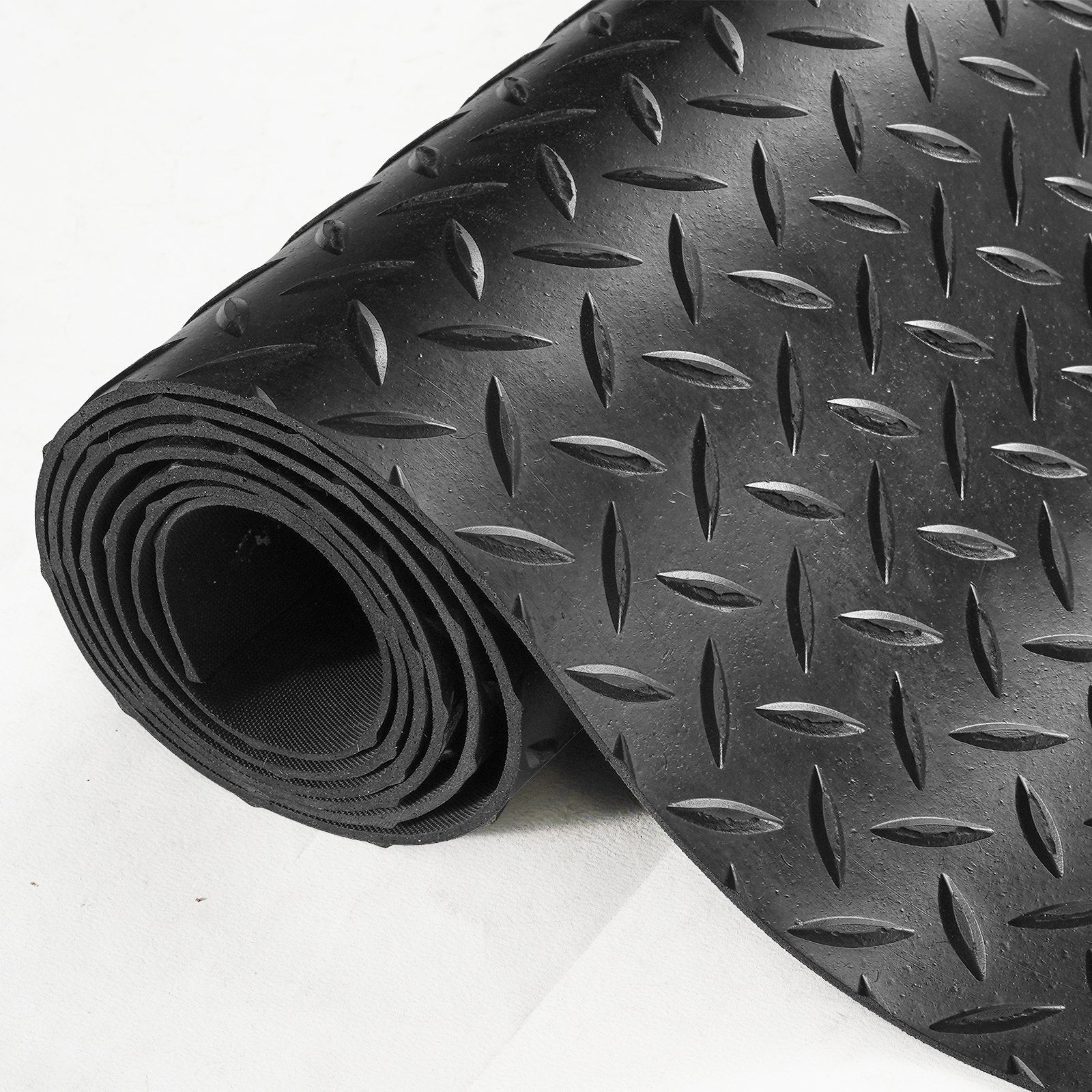 Dog Playpens & Gates: VEVOR Diamond-Plate Rubber Flooring Roll, 3 mm x 4 ft x 8 ft Garage Floor Mat, SBR Rubber Garage Flooring Roll, Easy to Clean, Diamond Plate Rubber Mat for Under Cars, Garage Industry Gym, Black
